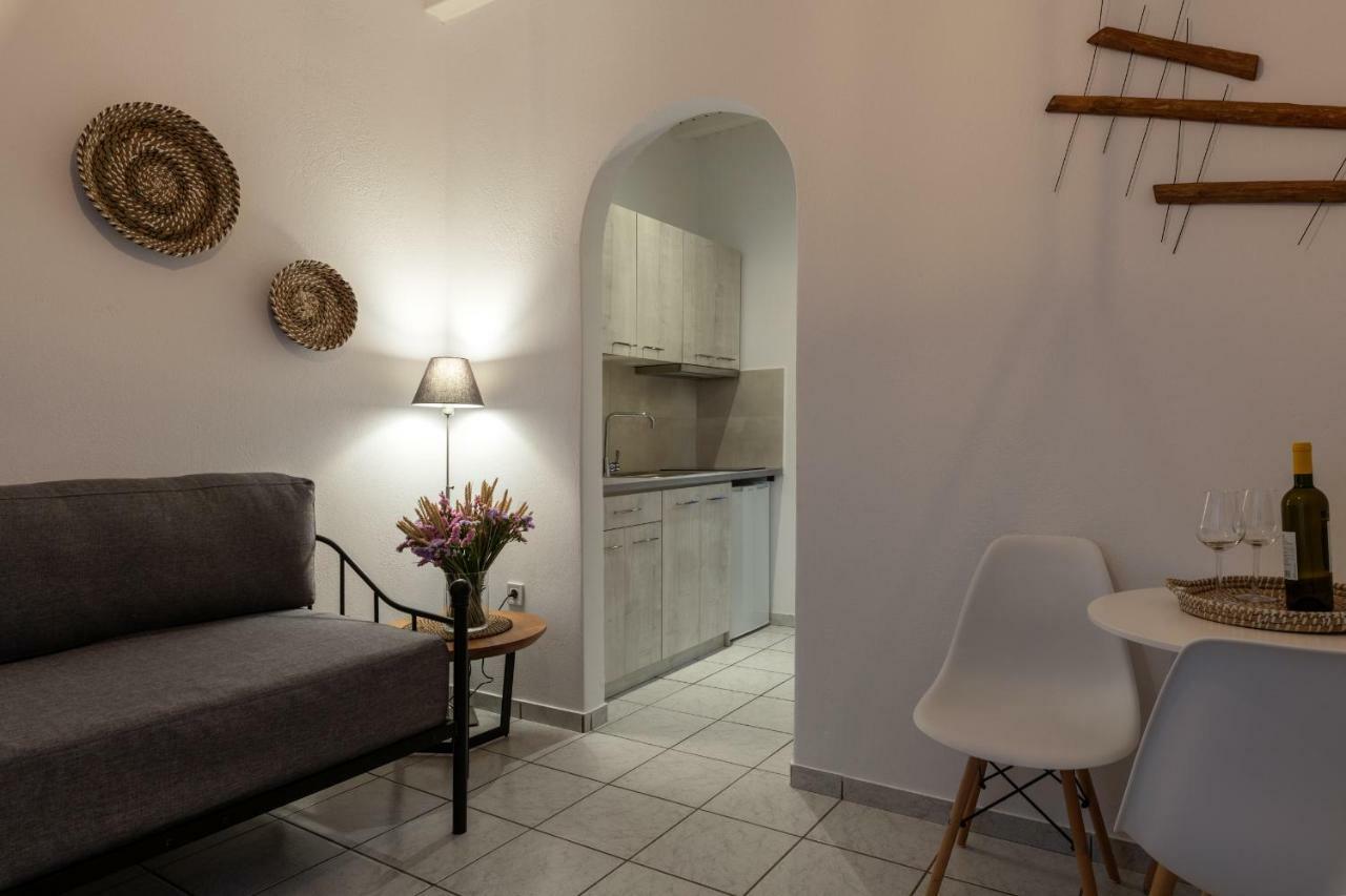 Secret Garden Apartments Mykonos Town エクステリア 写真